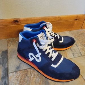 OPP sneakers